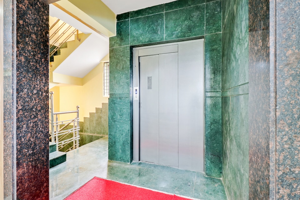 OYO Sri Sai Residency Near Vijayanagar Metro Station, Banashankari Bangalore, Bangalore