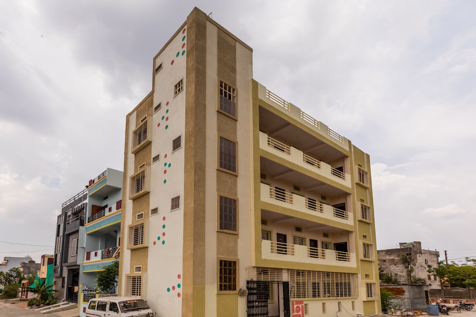 SPOT ON 35682 Yuvraj Residency, Pithampur, Pithampur