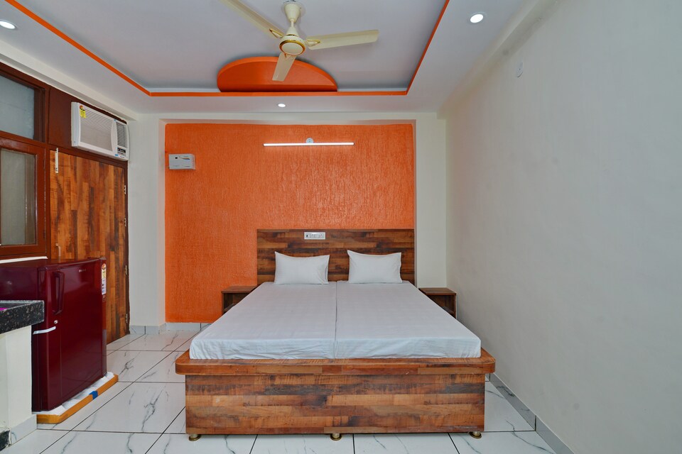 OYO LIFE GRG1339 Golf Course Extension Rd, Sohna Road, Gurgaon