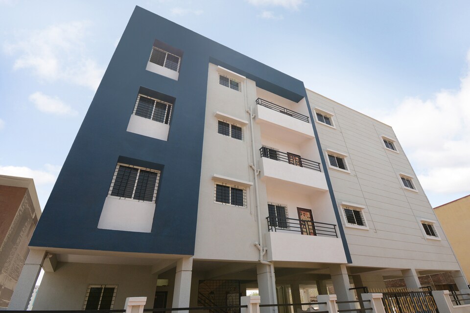 OYO LIFE PUN598 Wagholi, Hadapsar Pune, Pune