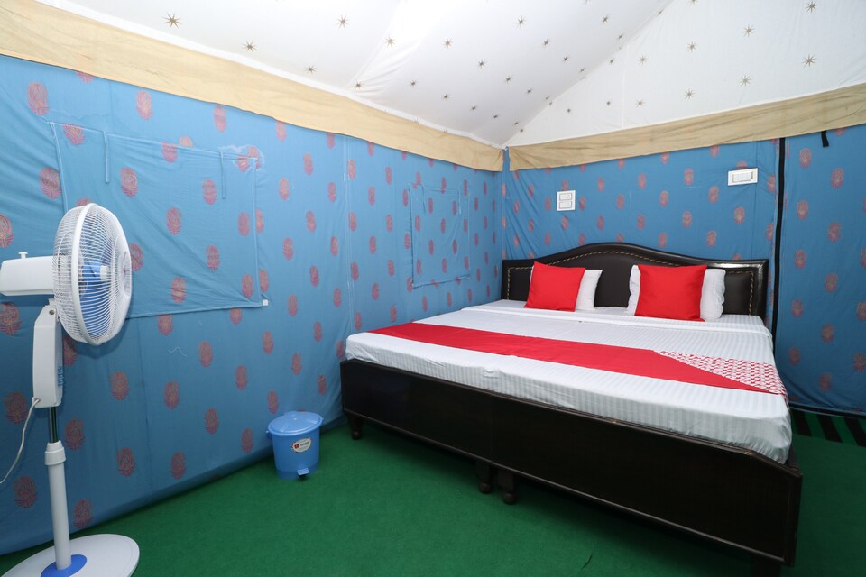 OYO 35700 Flavours Restaurant & Resort, Kotdwar, Kotdwar