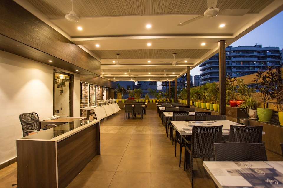 OYO 619 Grace Hotels And Banquets, Mumbai BCEC, Mumbai