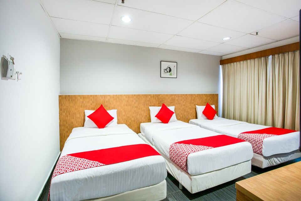 OYO 106 Beach Hotel, Clementi Singapore, Singapore