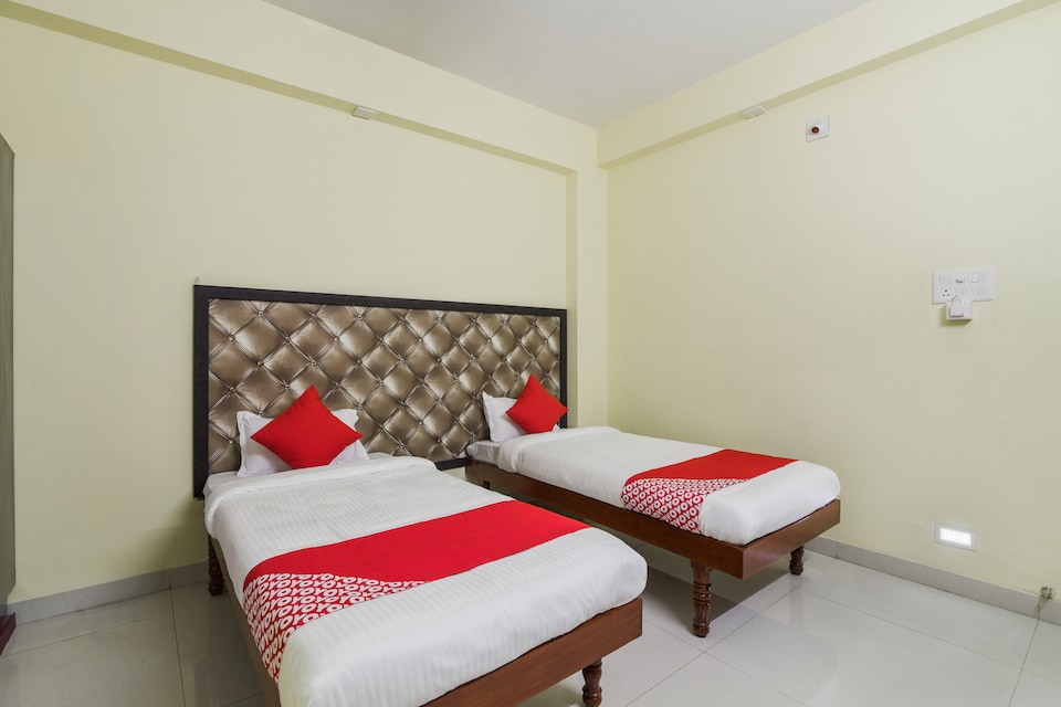 OYO 35753 Rk Residency, Nellore Bus Station, Nellore