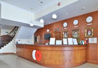 Capital O 167 Moon Valley Hotel Apartment