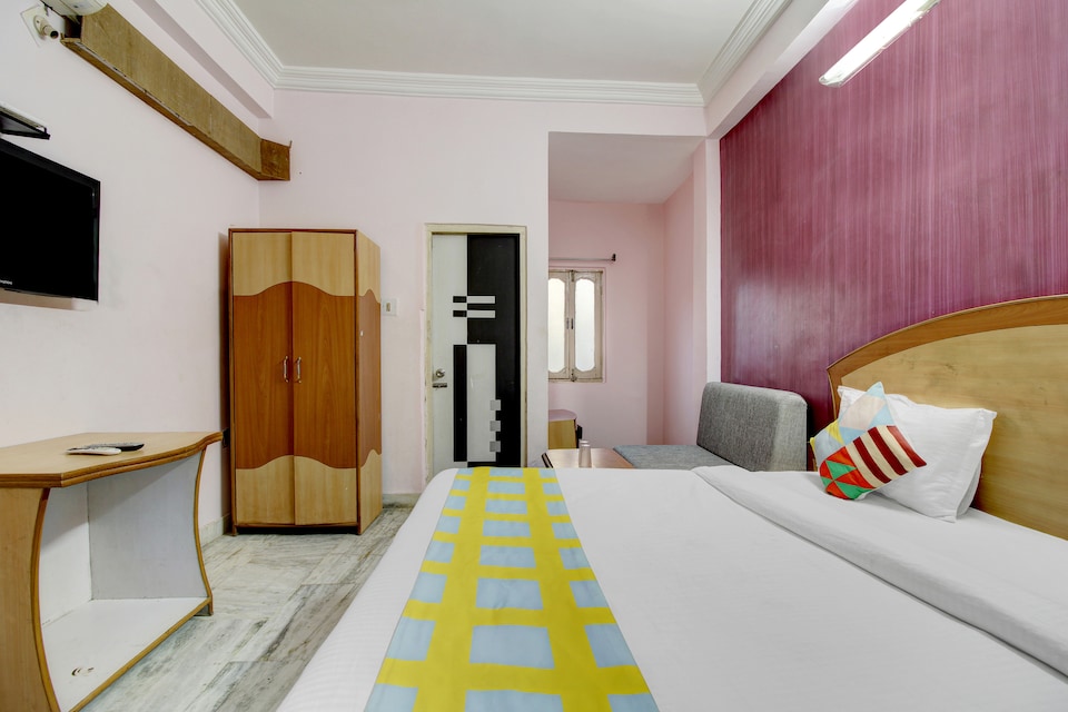 OYO Home 35760 Abhishek Palace 1 Near Nakki Lake, Mount Abu Central, Mount-Abu