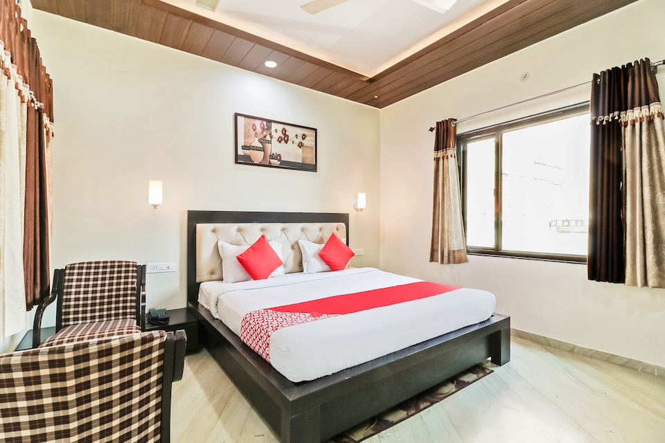 Collection O 35762 Hotel Season 4, Sindhi Camp, Jaipur