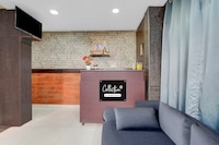 Collection O Indian Music Museum Bangalore Formerly HKH Homes 