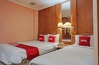 OYO 671 Hotel Capitol