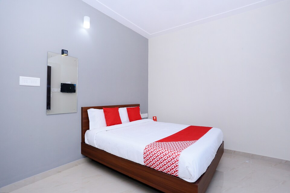 OYO Aspire, Vytilla Kochi, कोच्चि