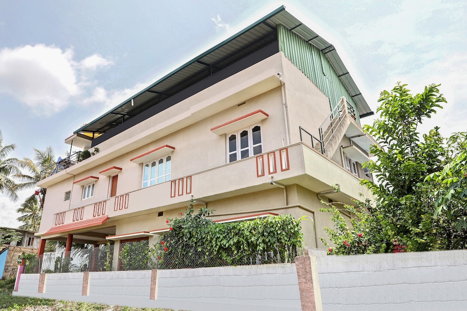 OYO Home 35812 Cozy Stay Kushalnagar, Kushalnagar, Coorg