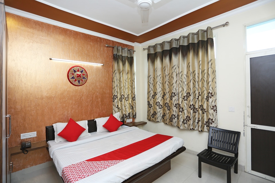 OYO 35823 Hotel Blumango, JwalaJi, JwalaJi