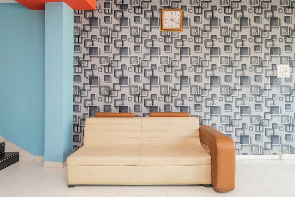 OYO 35845 U-turn, Rau, Indore