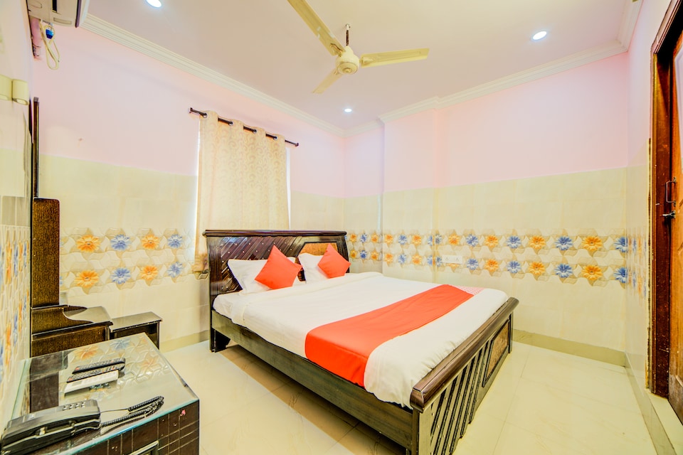 OYO 35856 Padma Residency, Secunderabad Railway Station, Hyderabad