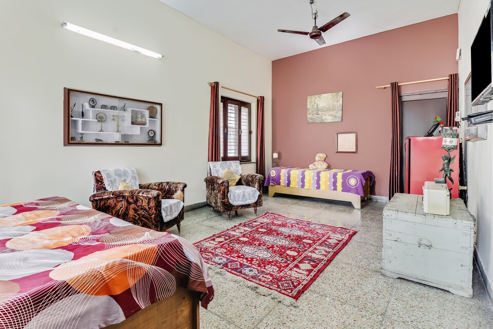 OYO Home 35870 Adorable Stay Tyagi Road Dehradun, Rajpur Road Dehradun, Dehradun