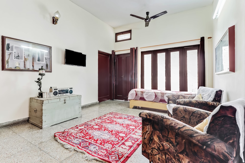 OYO Home 35870 Adorable Stay Tyagi Road Dehradun, Rajpur Road Dehradun, Dehradun