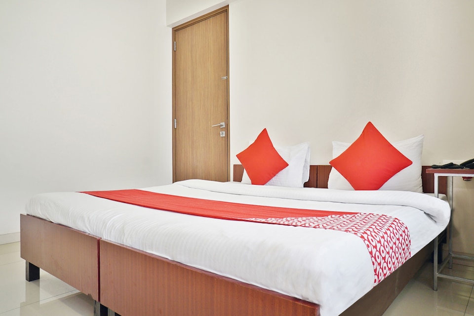 OYO 35872 Aakiyo Rooms, Baner Pune, Pune