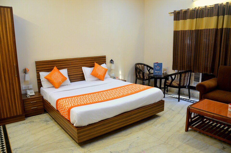 LIVE as LCK2565, Gomti Nagar Lucknow, Lucknow