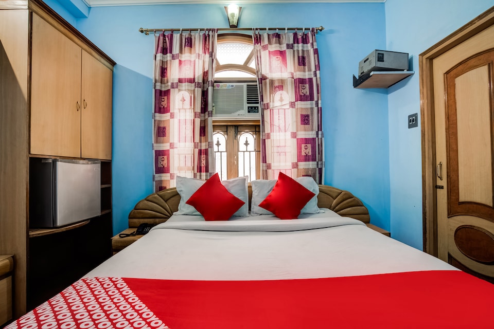 OYO 35895 Hotel Ira Palace, Darbhanga city, Darbhanga