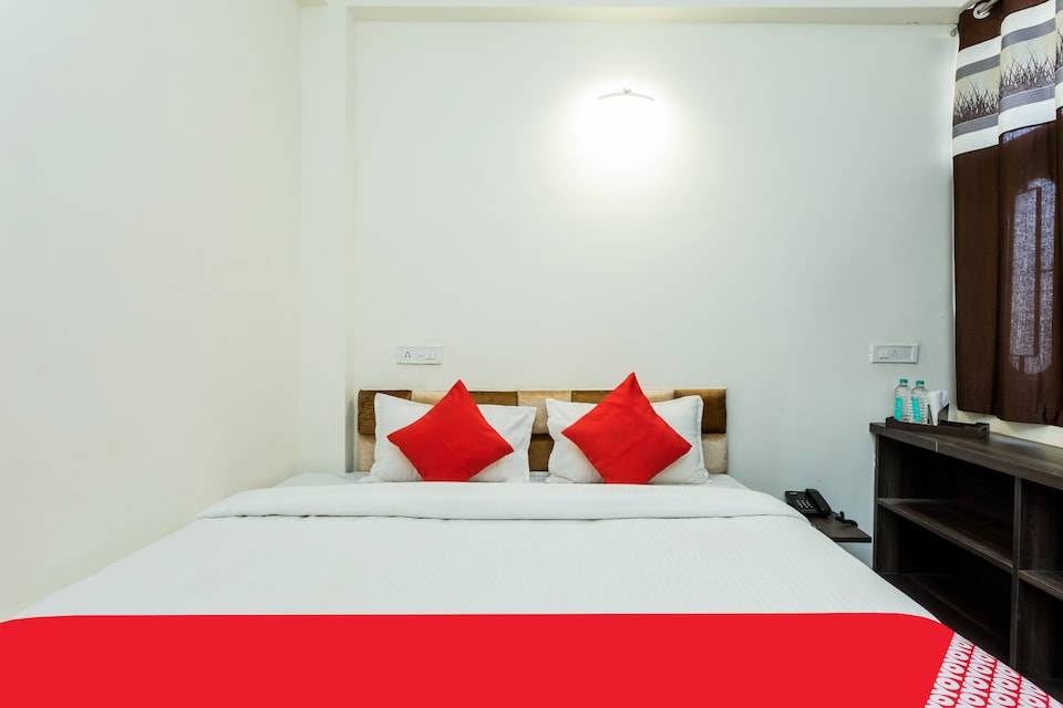 OYO 35902 Hotel Devhill, Indore Bypass Road, Indore