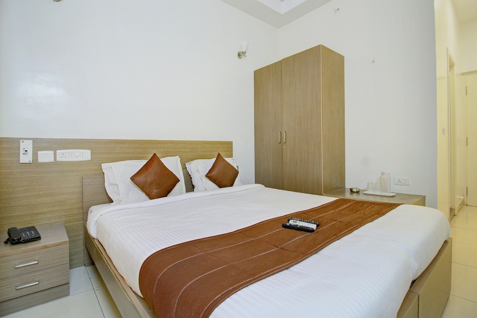 live as chn1024, Porur Chennai, Chennai