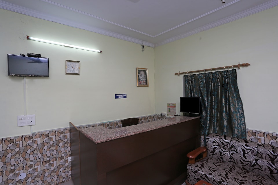 SPOT ON 35912 Shri Guest House, Dehradun Railway Station, Dehradun