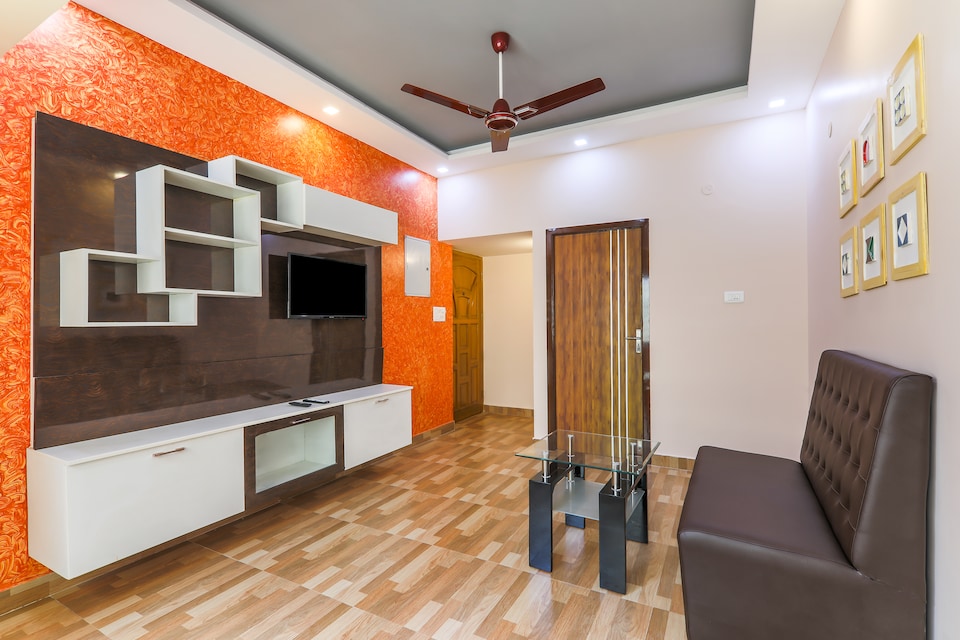 OYO Home 35914 Comfort 1bhk Near Saligramam, Vadapalani Chennai, चेन्नई