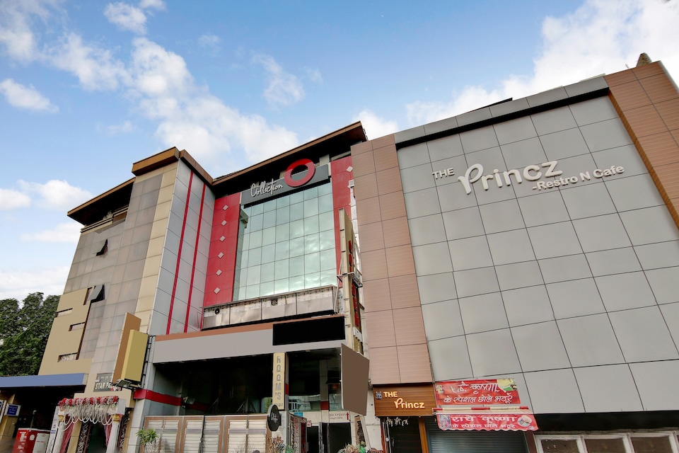 Collection O 226 Golden Petal, Anand Vihar Delhi, Delhi