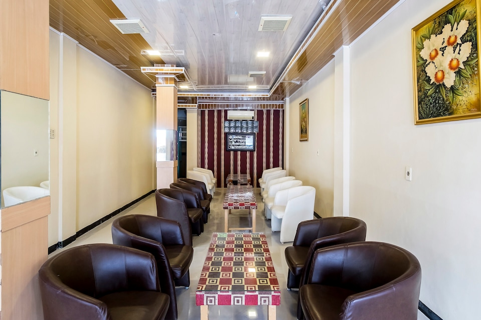 OYO 687 Residence Hotel Syariah, Medan, Medan