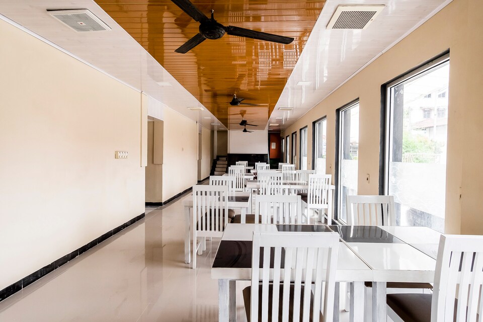 OYO 687 Residence Hotel Syariah, Medan, Medan