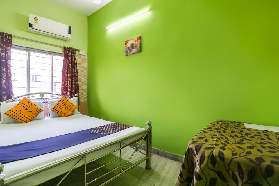 SPOT ON 35944  Oasis Lodge, Kharagpur, Kharagpur