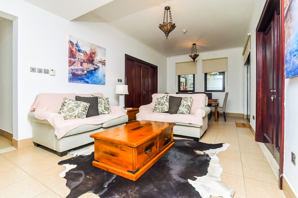 OYOHome 169 1BHK Miska 1 Burj Khalifa View Downtown, Downtown Dubai, Dubai