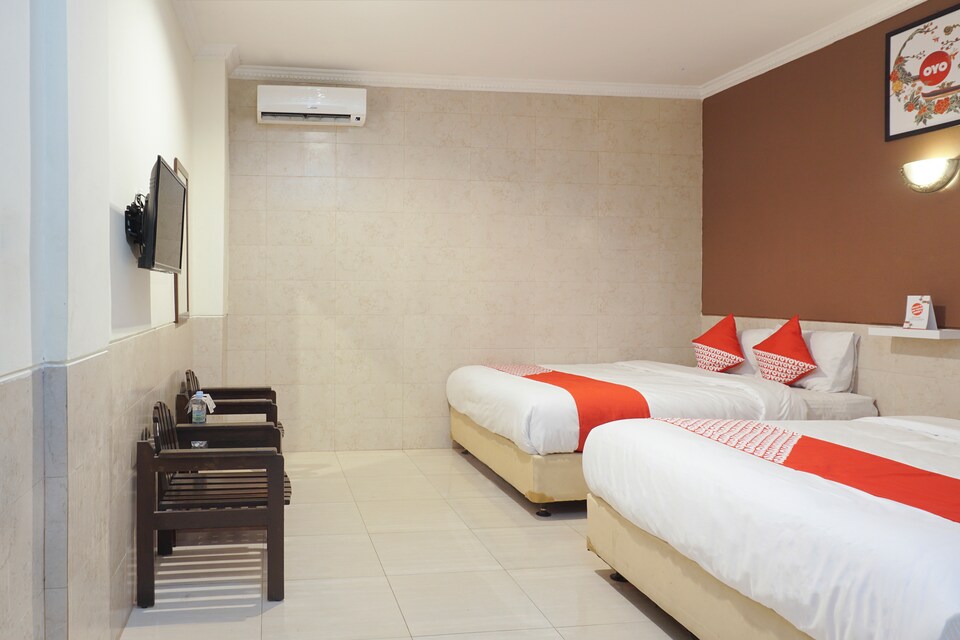 OYO 693 Hotel Safara, Umbulharjo, Yogyakarta