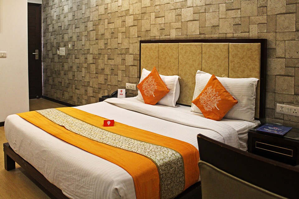 OYO 3555 Majestic Inn, Nehru Place, Delhi