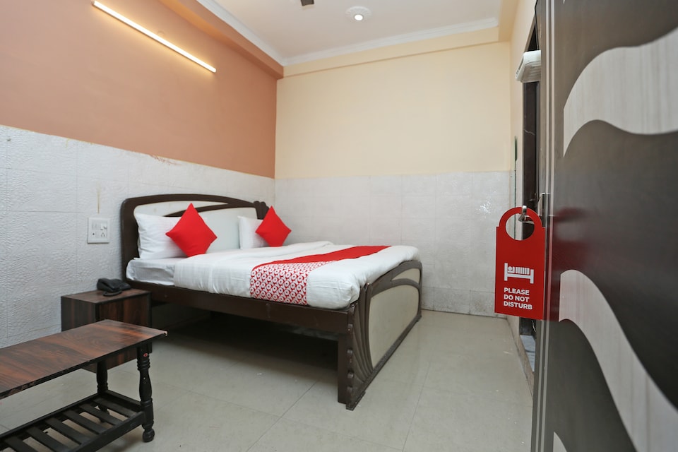 OYO 35960 Hotel Pearl Inn, Haridwar Junction, Haridwar