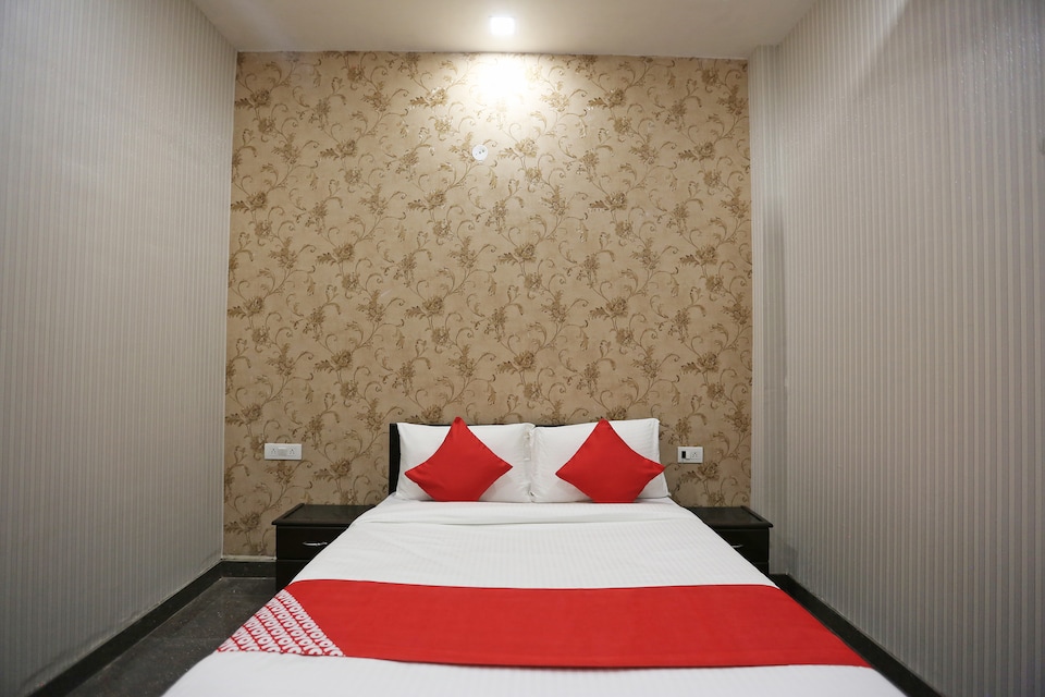 Flagship Kashish Hotel Sohna Rd Sector 23, Faridabad, Faridabad