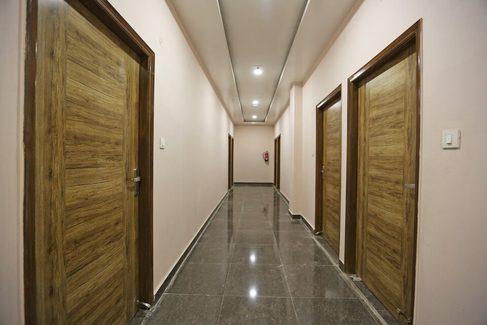 Flagship Kashish Hotel Sohna Rd Sector 23, Faridabad, Faridabad