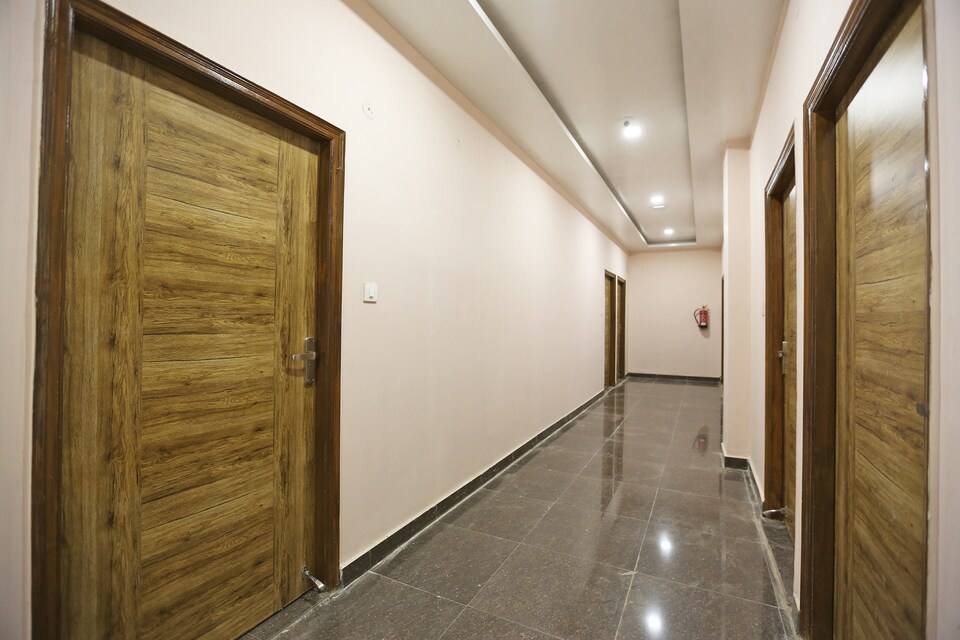 Flagship Kashish Hotel Sohna Rd Sector 23, Faridabad, Faridabad