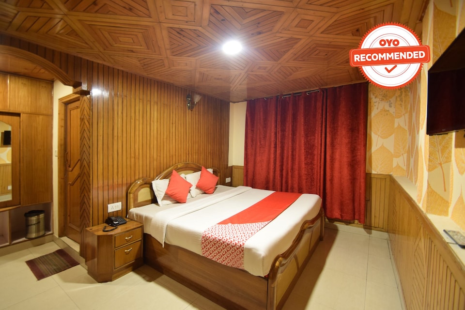Flagship 35976 Hotel Majestic, The Mall Road-Shimla, शिमला