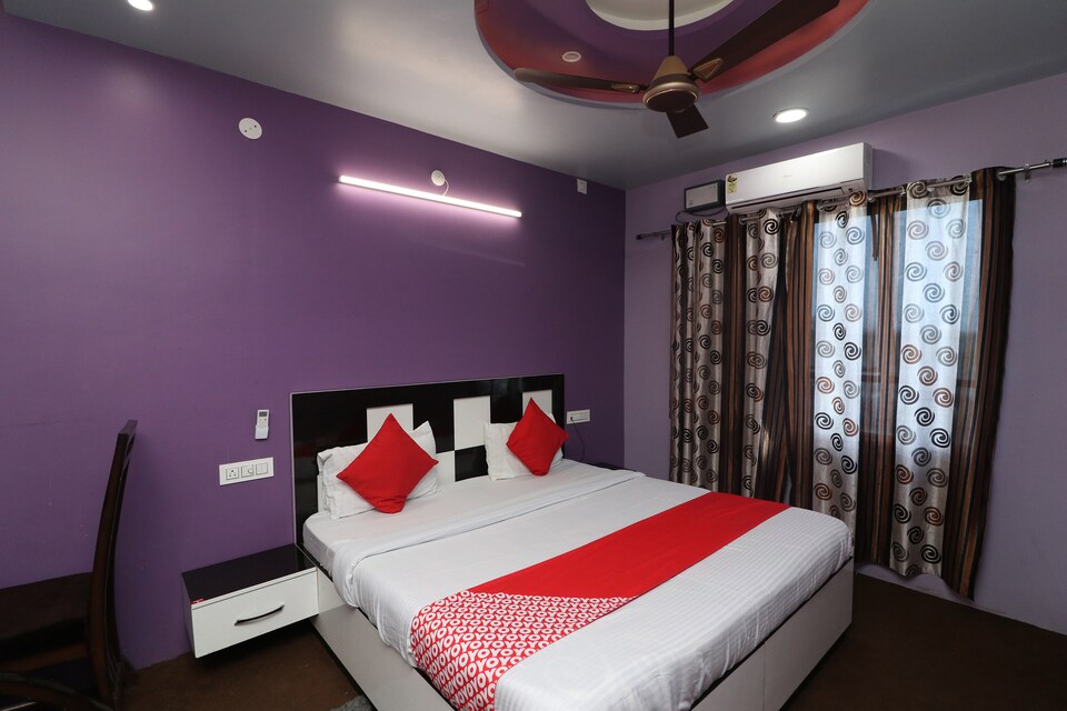 OYO 35984 Hotel Nardev Marine Crops, Una, Una