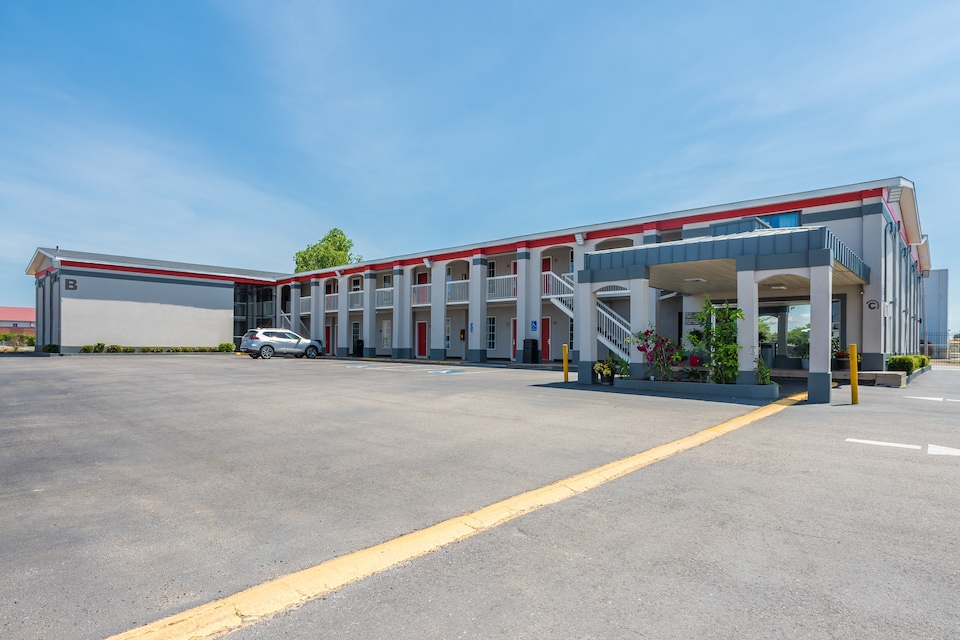 OYO Hotel Augusta Downtown, C30901, Augusta GA