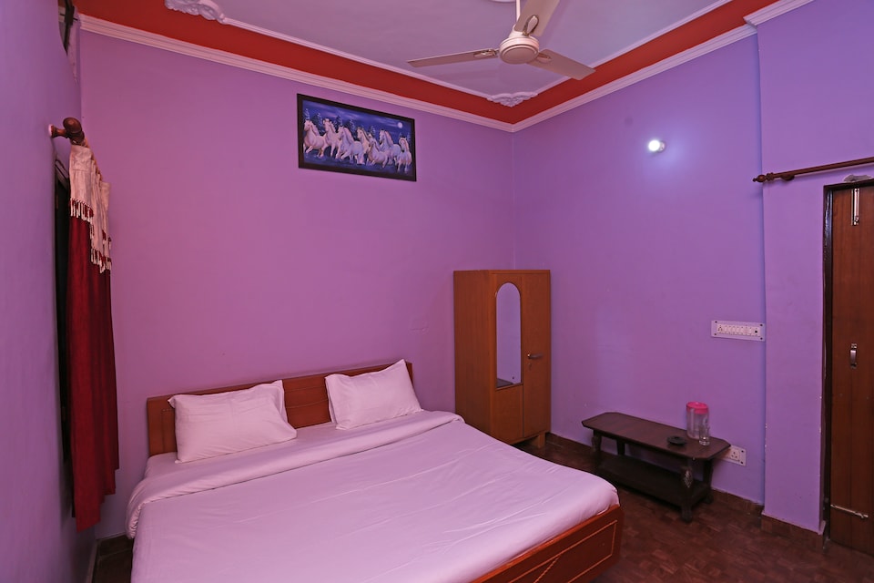 SPOT ON 35996 Drona Guest House, Dehradun ISBT, Dehradun