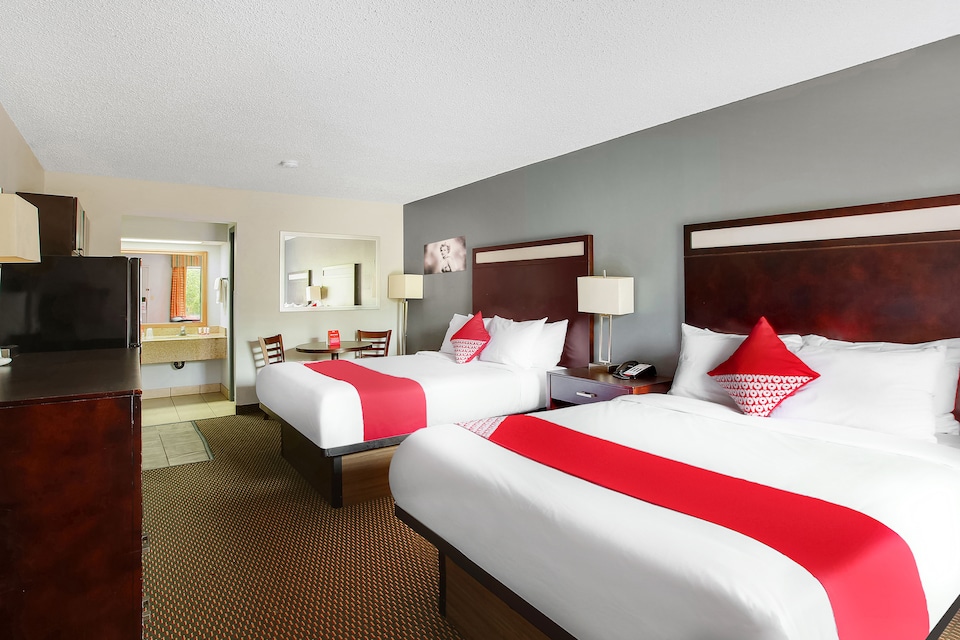 OYO Hotel Texarkana Trinity AR Hwy I-30, C71822, Texarkana TX