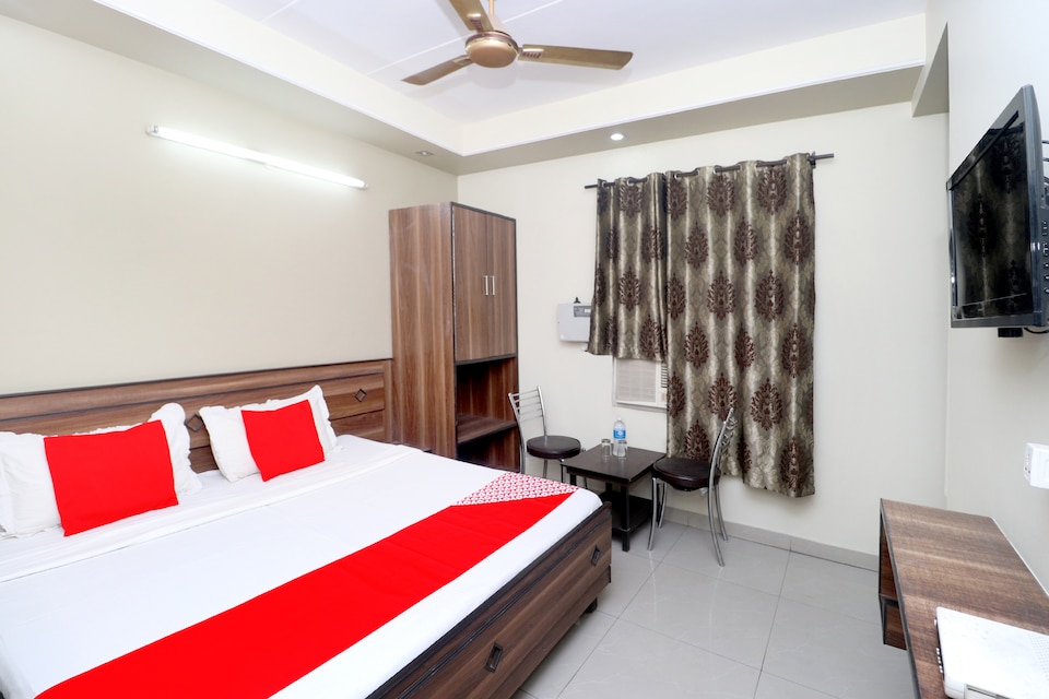 OYO 36004 Hotel Karan Continental, Ambala Cantt, Ambala