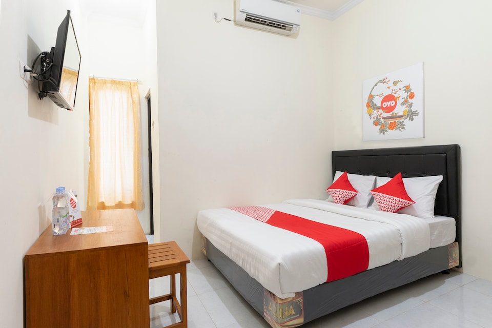 OYO 700 Griya Hanum Syariah, Condongcatur, Yogyakarta