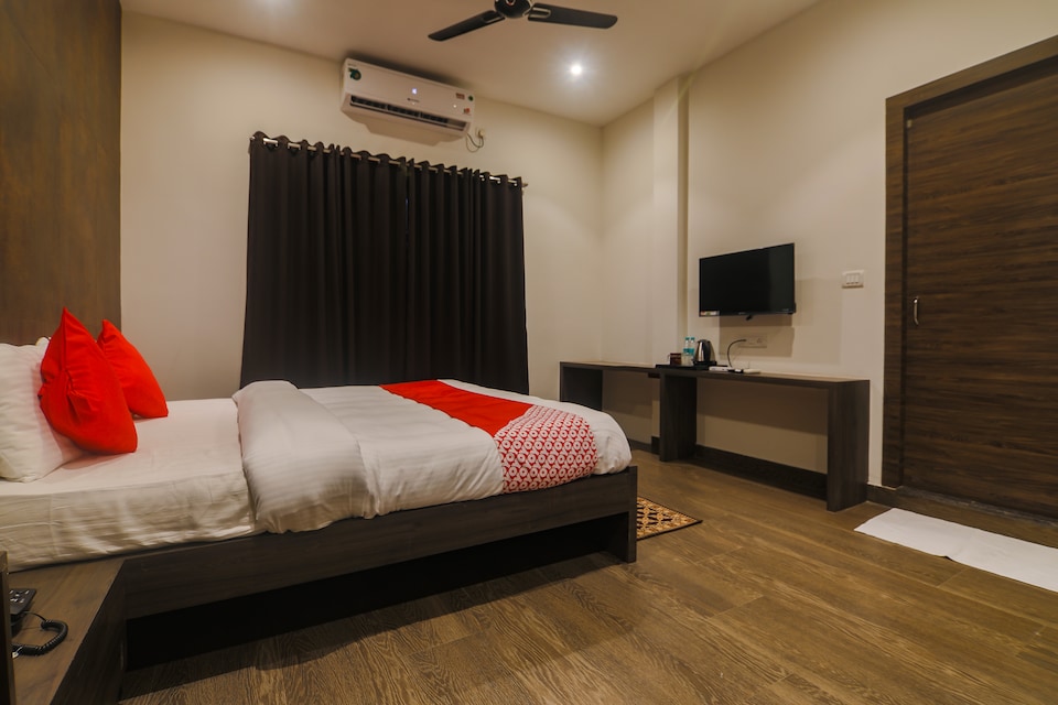 Capital O 36008 C Hotel, Dibrugarh, Dibrugarh