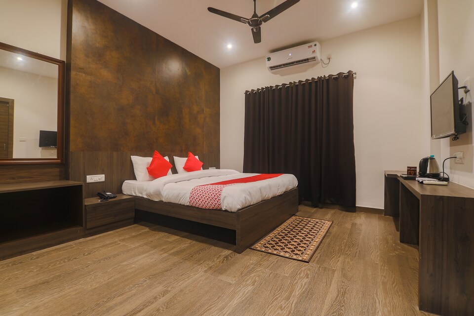 Capital O 36008 C Hotel, Dibrugarh, Dibrugarh