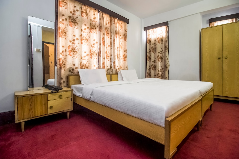 SPOT ON 36023 Hotel Pine View, Nahan, Nahan