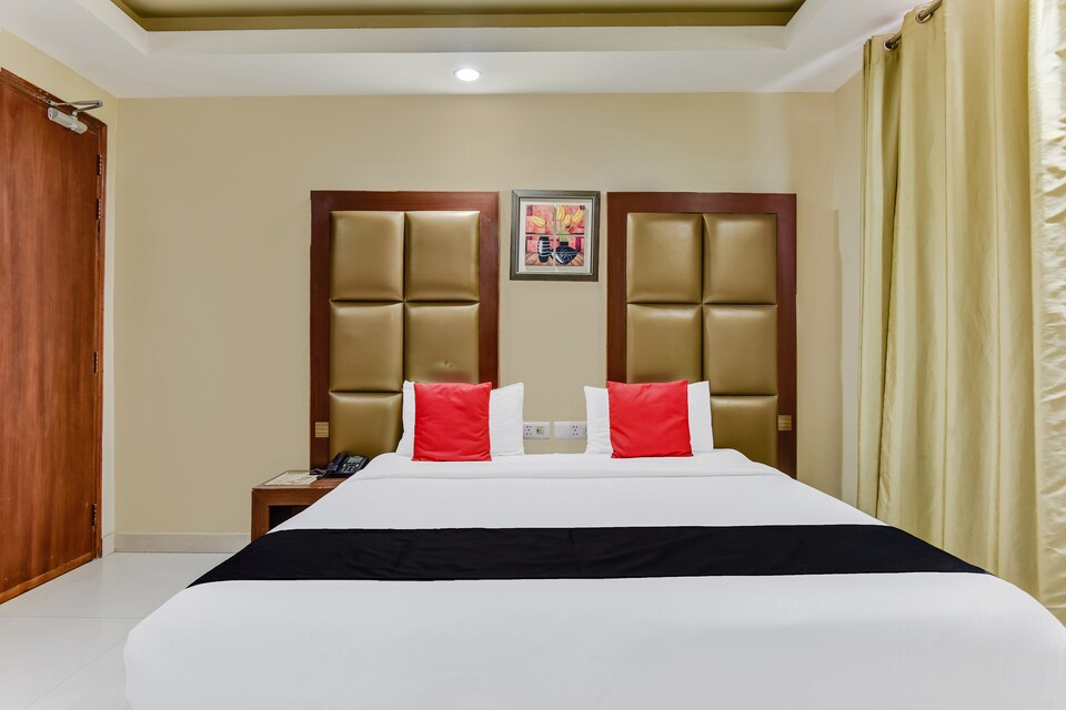 Capital O 36036 Royal Central, Patel Nagar Delhi, Delhi