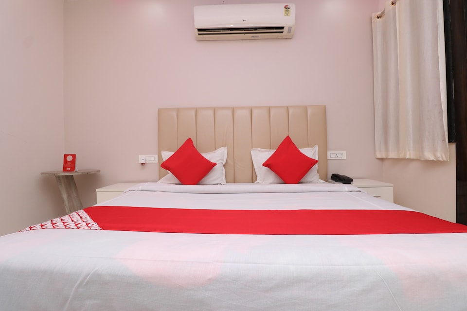 OYO 36042 Hotel Madhuban, Golghar, Gorakhpur
